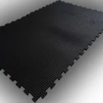 Interlooking gym mats